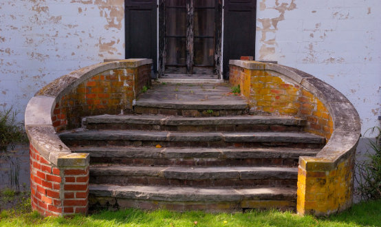 A little dilapidation goes a long way